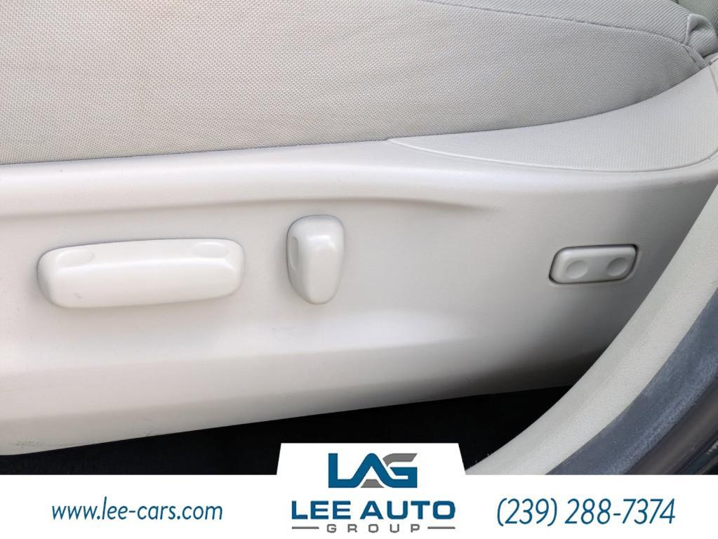 used 2014 Toyota Venza car, priced at $14,000