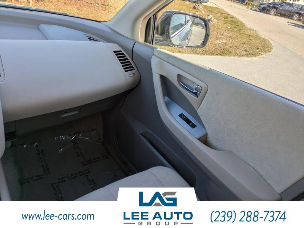 used 2007 Nissan Murano car, priced at $7,000