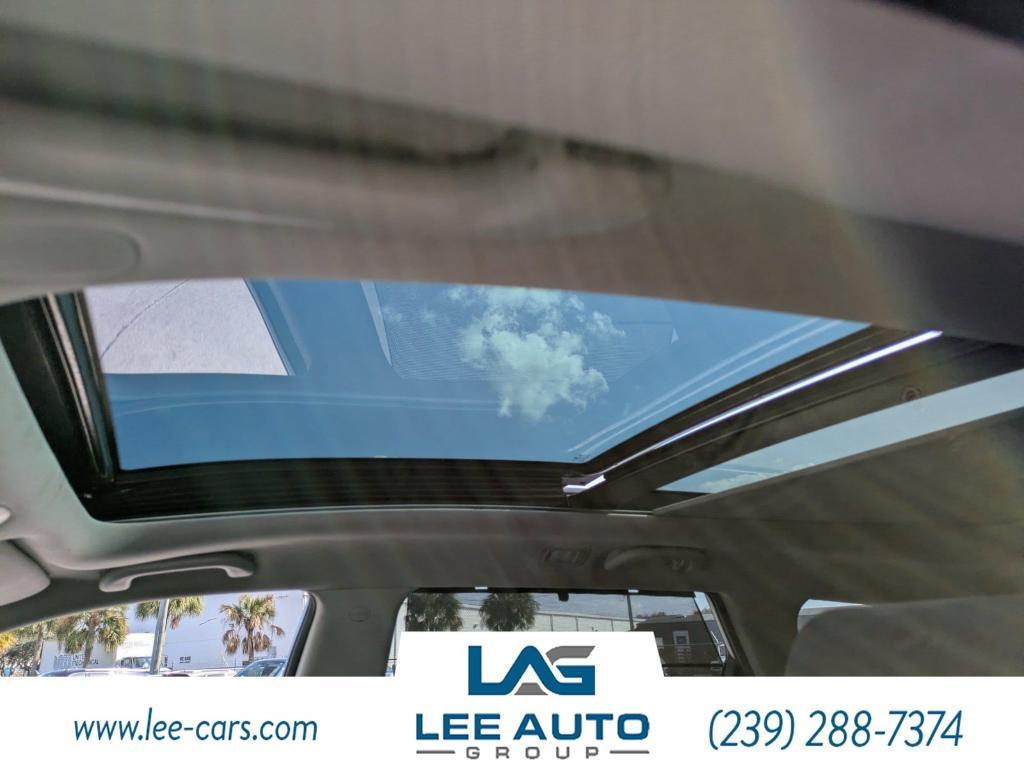 used 2016 Hyundai Santa Fe car, priced at $9,500