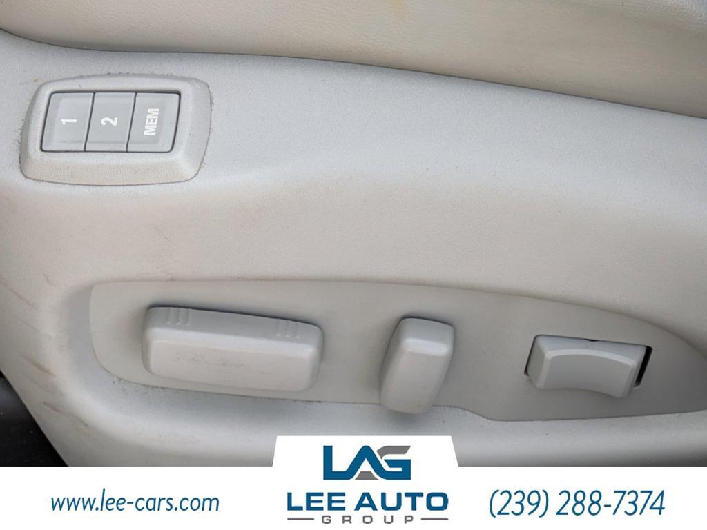 used 2014 Cadillac SRX car, priced at $11,000