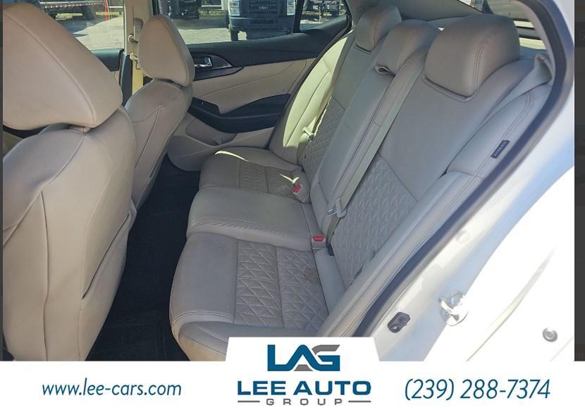 used 2019 Nissan Maxima car