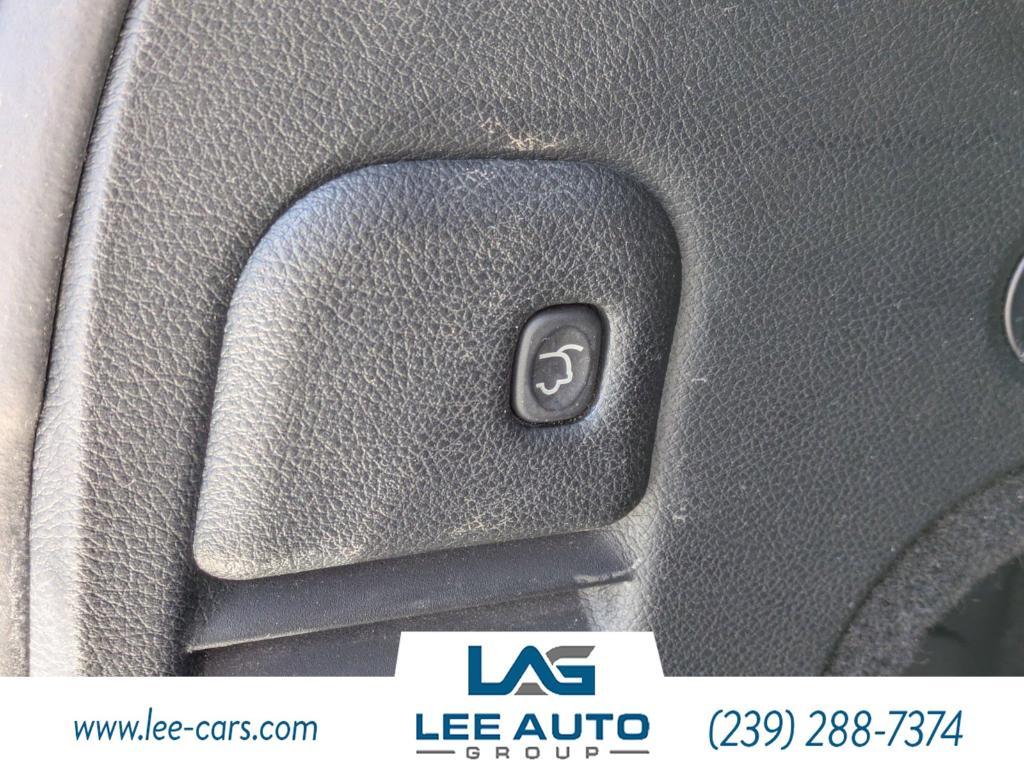 used 2017 Jeep Grand Cherokee car, priced at $13,000