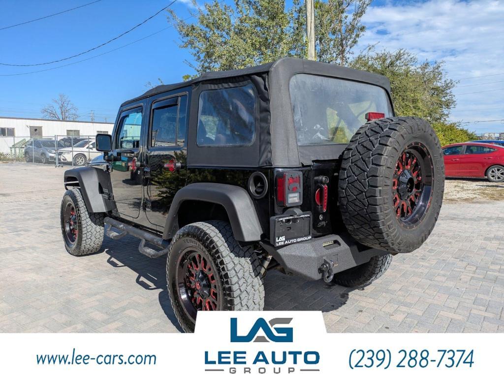used 2015 Jeep Wrangler Unlimited car, priced at $13,000