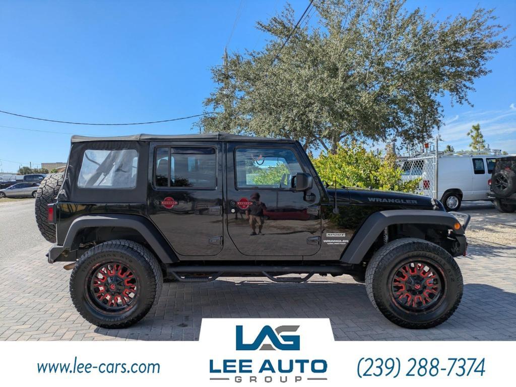 used 2015 Jeep Wrangler Unlimited car, priced at $13,000