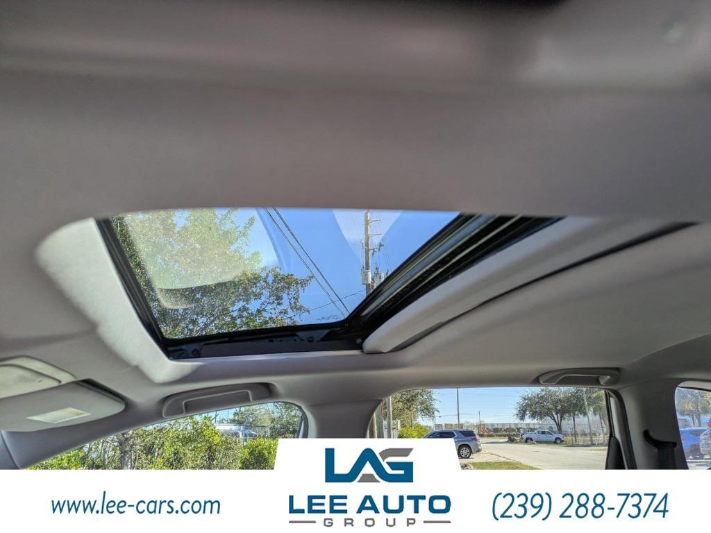 used 2021 Honda CR-V car, priced at $21,000