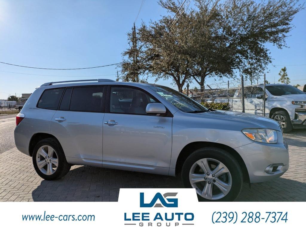 used 2008 Toyota Highlander car, priced at $10,000