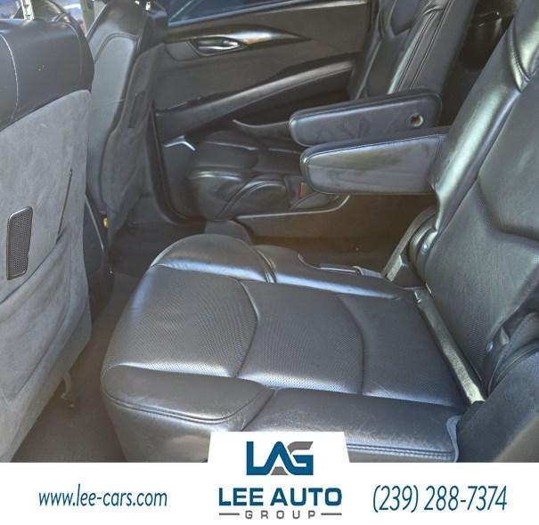 used 2017 Cadillac Escalade ESV car