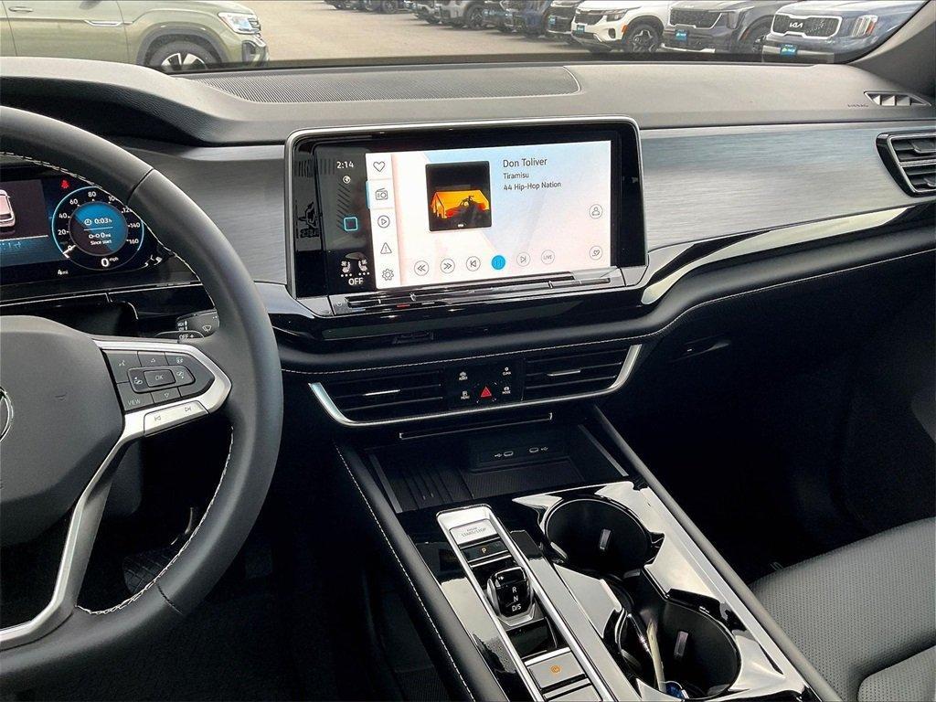 new 2026 Volkswagen Atlas Cross Sport car, priced at $44,515