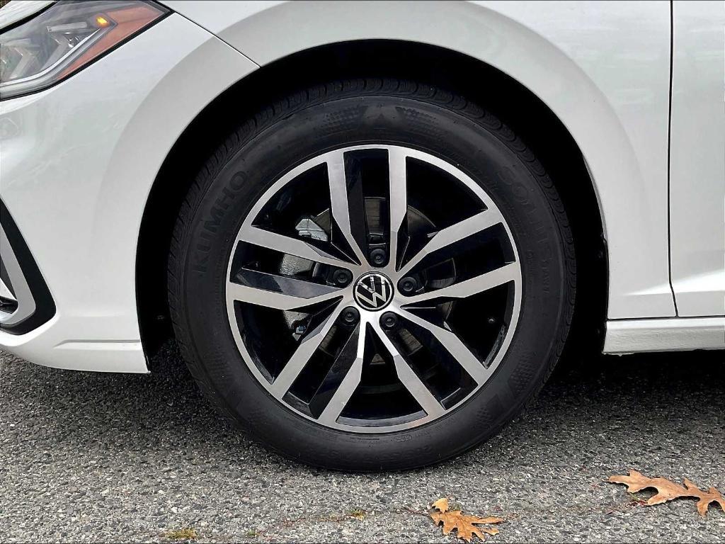 new 2025 Volkswagen Jetta car, priced at $23,472