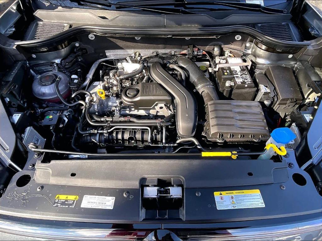 new 2026 Volkswagen Taos car, priced at $37,384