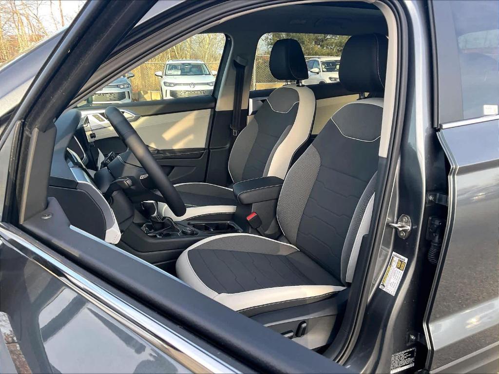 new 2026 Volkswagen Taos car, priced at $32,612