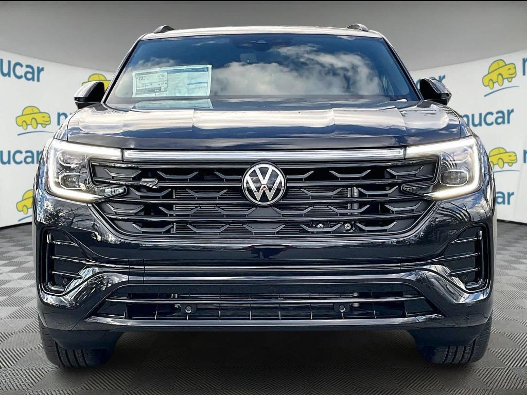 new 2026 Volkswagen Atlas Cross Sport car, priced at $48,841