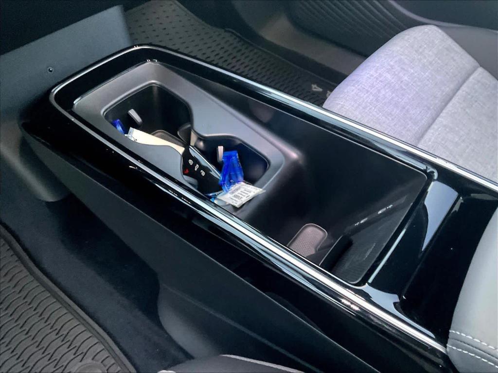 new 2025 Volkswagen ID.4 car, priced at $37,887