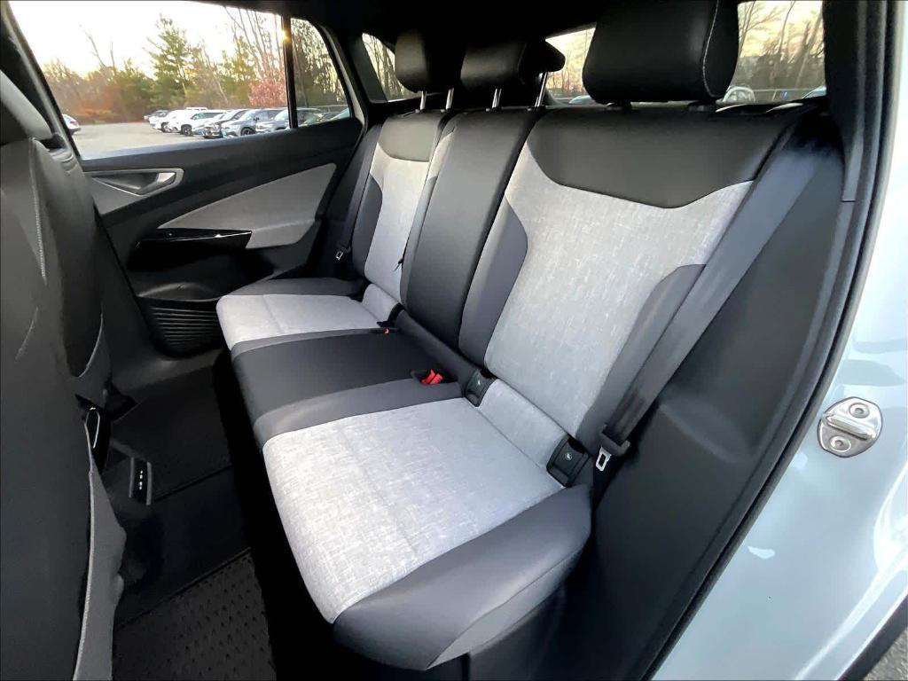 new 2025 Volkswagen ID.4 car, priced at $37,887