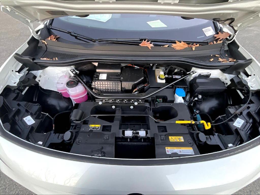 new 2025 Volkswagen ID.4 car, priced at $37,887