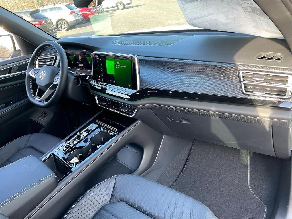 new 2026 Volkswagen Atlas Cross Sport car, priced at $47,577