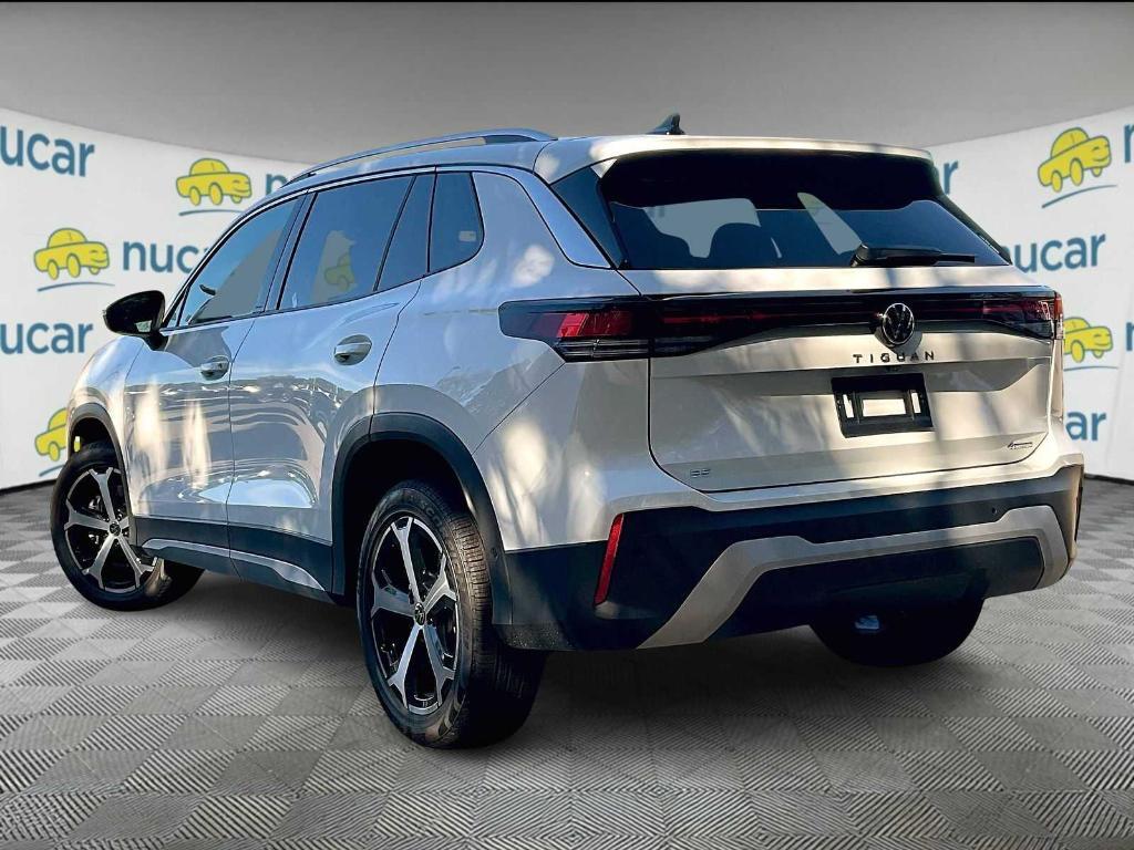 new 2025 Volkswagen Tiguan car, priced at $33,818