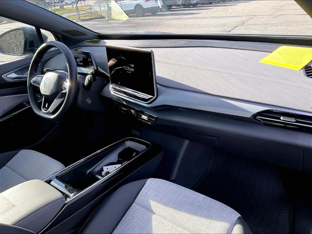 new 2025 Volkswagen ID.4 car, priced at $37,887
