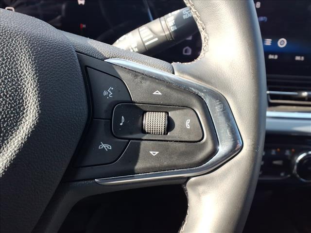 used 2025 Chevrolet Trax car, priced at $22,990