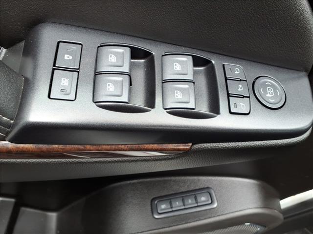 used 2020 GMC Yukon XL car, priced at $31,990