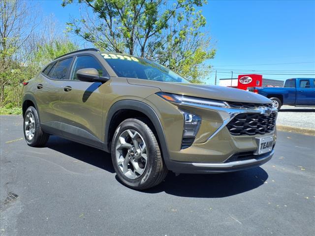 used 2024 Chevrolet Trax car, priced at $22,490