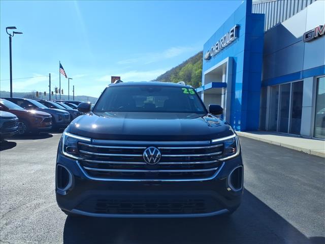 used 2025 Volkswagen Atlas car, priced at $33,990