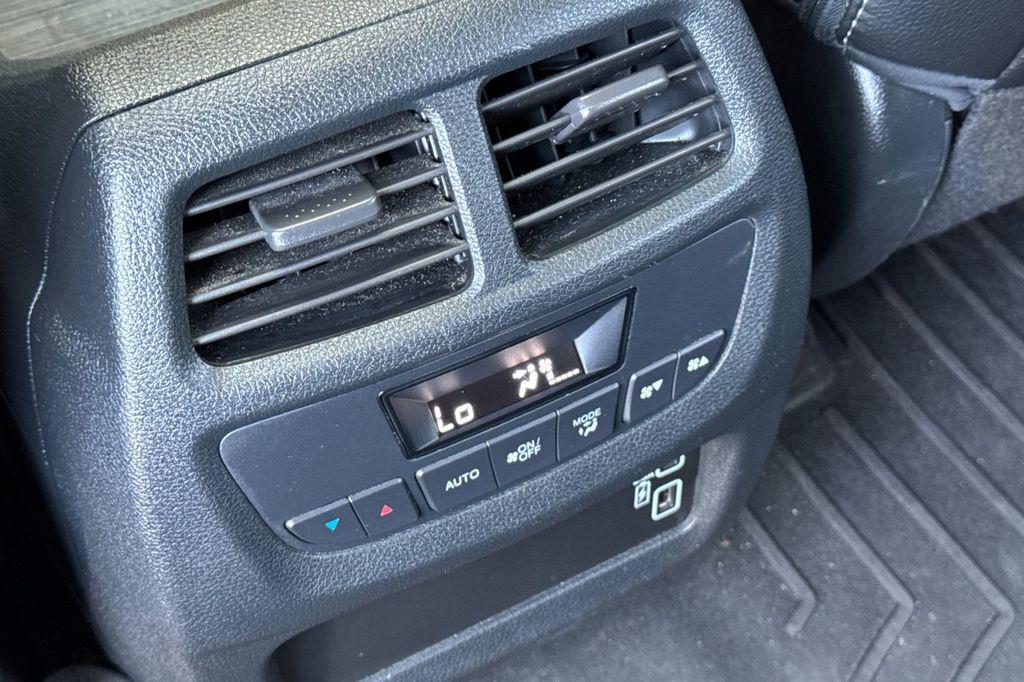 used 2021 Honda Pilot car, priced at $24,700