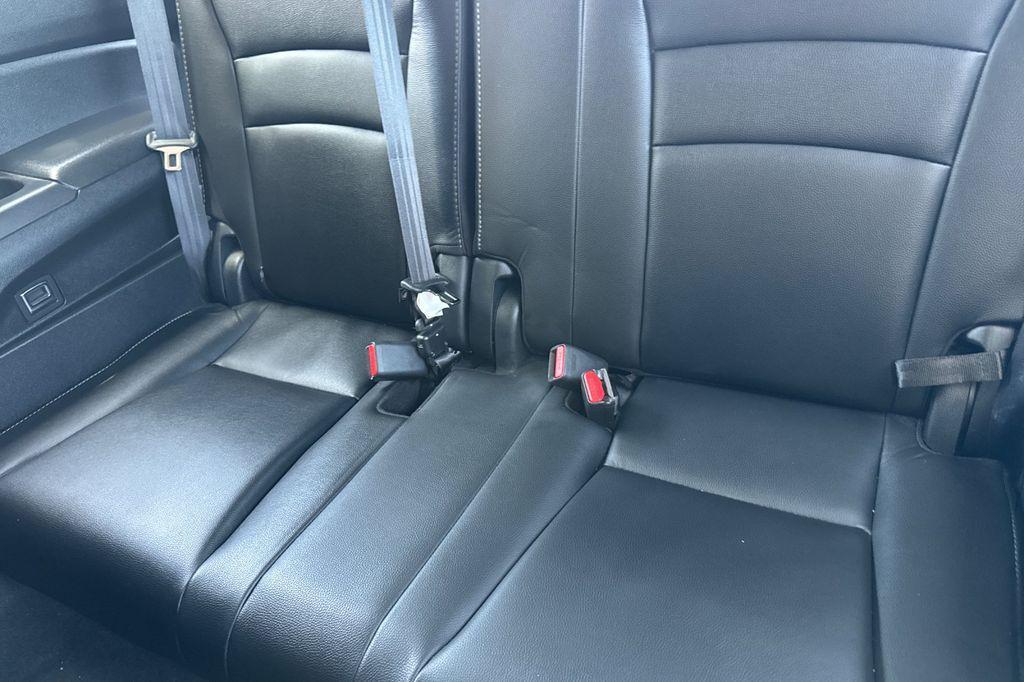 used 2021 Honda Pilot car, priced at $24,700