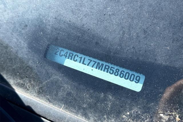 used 2021 Chrysler Pacifica Hybrid car, priced at $23,092