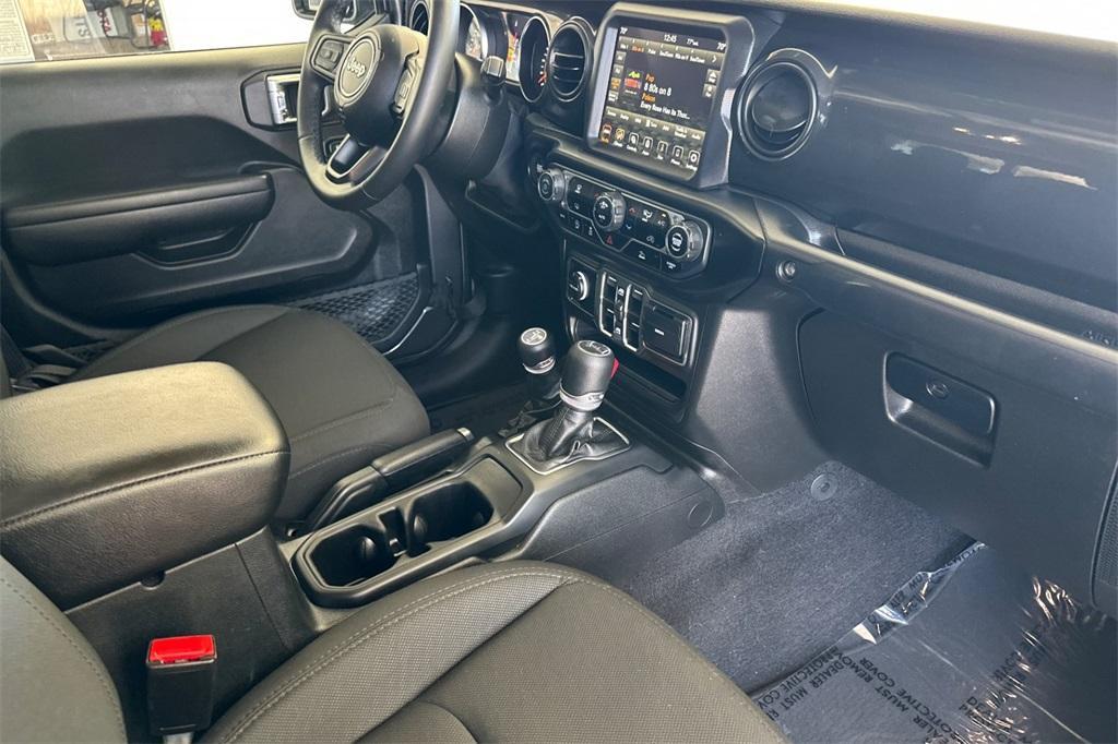 used 2021 Jeep Gladiator car, priced at $30,794
