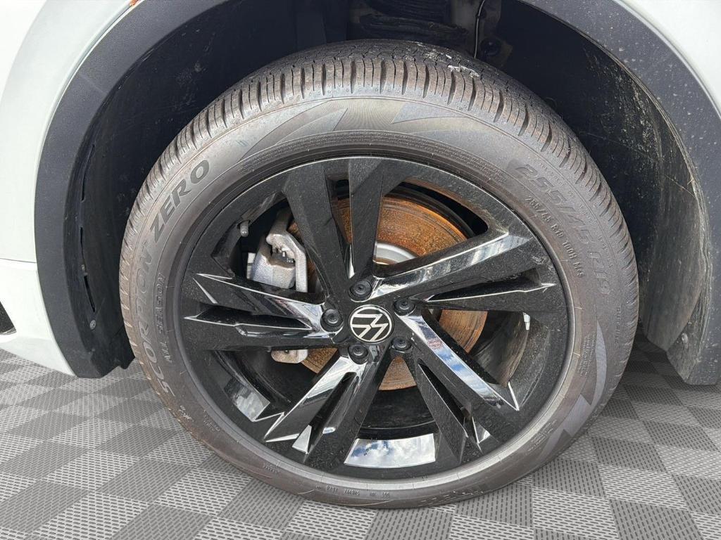 used 2024 Volkswagen Tiguan car, priced at $24,100