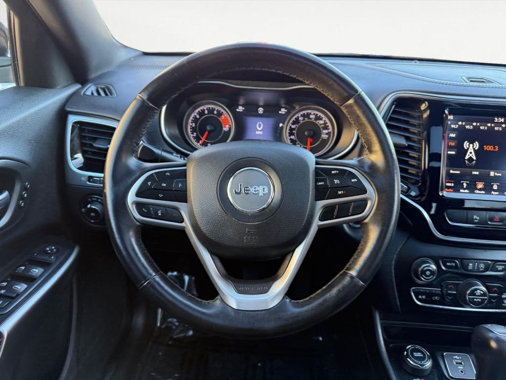 used 2019 Jeep Cherokee car, priced at $14,875