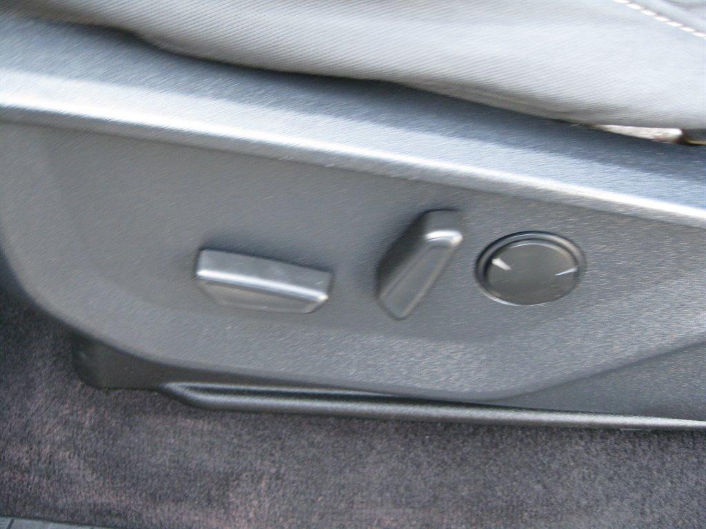 used 2022 Ford F-150 car, priced at $42,999