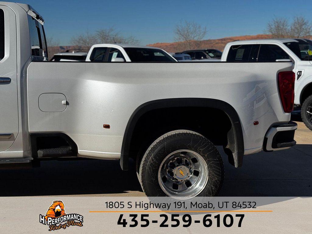 used 2025 Chevrolet Silverado 3500 car, priced at $76,404