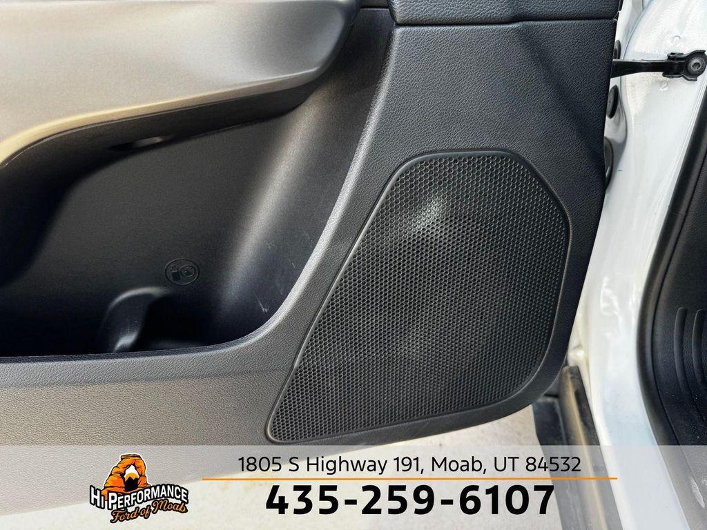 used 2022 Jeep Cherokee car, priced at $24,075