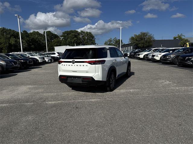 new 2025 Nissan Pathfinder car, priced at $40,360