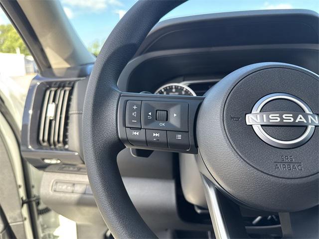 new 2025 Nissan Pathfinder car, priced at $40,360