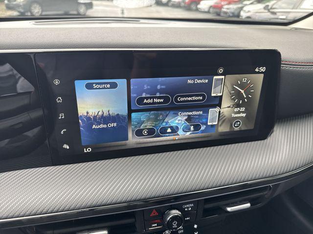 new 2025 Nissan Kicks car, priced at $25,267