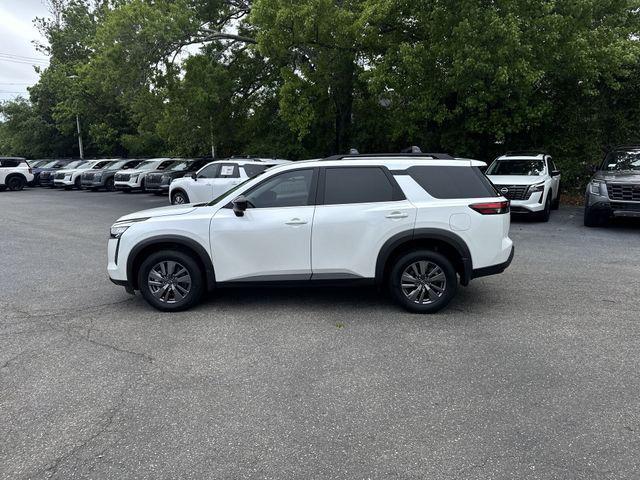 new 2026 Nissan Pathfinder car, priced at $38,456