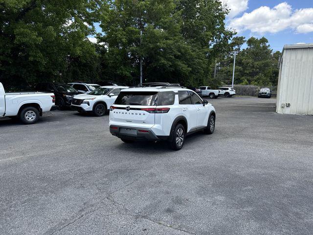 new 2026 Nissan Pathfinder car, priced at $40,945