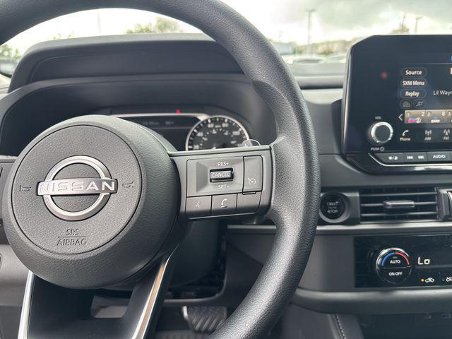 new 2025 Nissan Pathfinder car, priced at $32,874