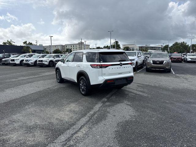 new 2025 Nissan Pathfinder car, priced at $32,874