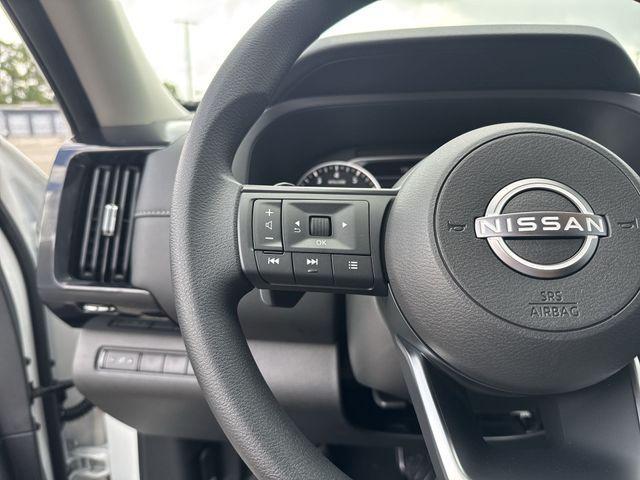 new 2025 Nissan Pathfinder car, priced at $32,874