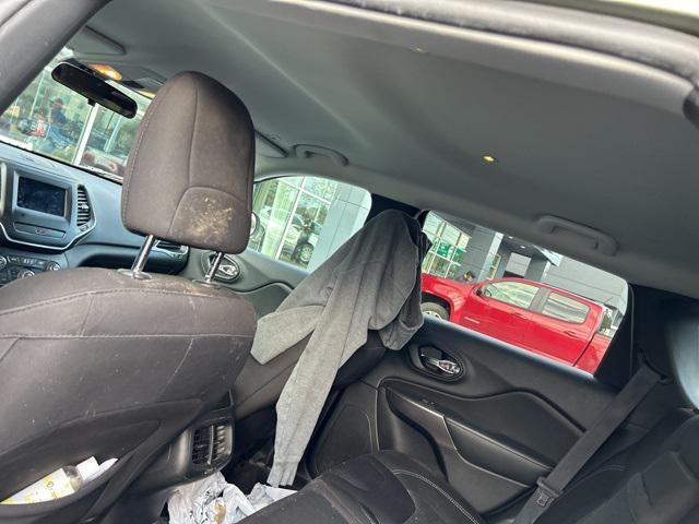 used 2019 Jeep Cherokee car, priced at $13,900