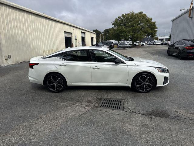 new 2025 Nissan Altima car, priced at $27,277