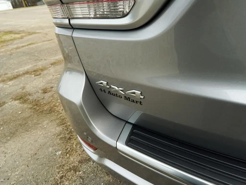 used 2018 Jeep Grand Cherokee car, priced at $21,544