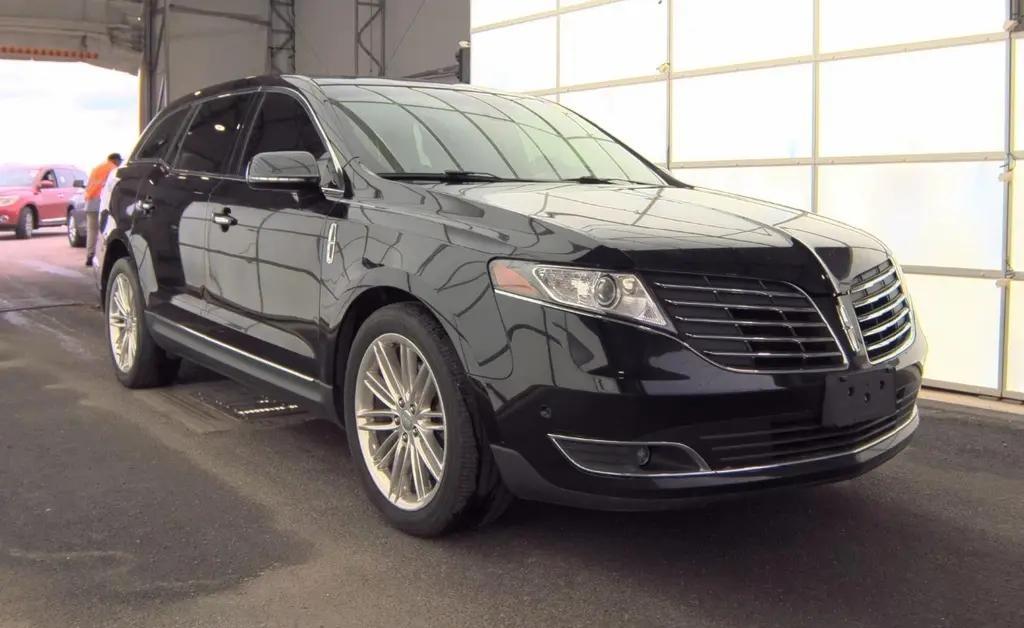 used 2019 Lincoln MKT car, priced at $21,944