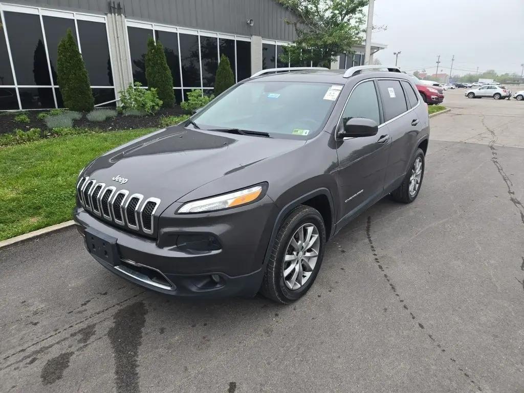 used 2018 Jeep Cherokee car, priced at $20,644