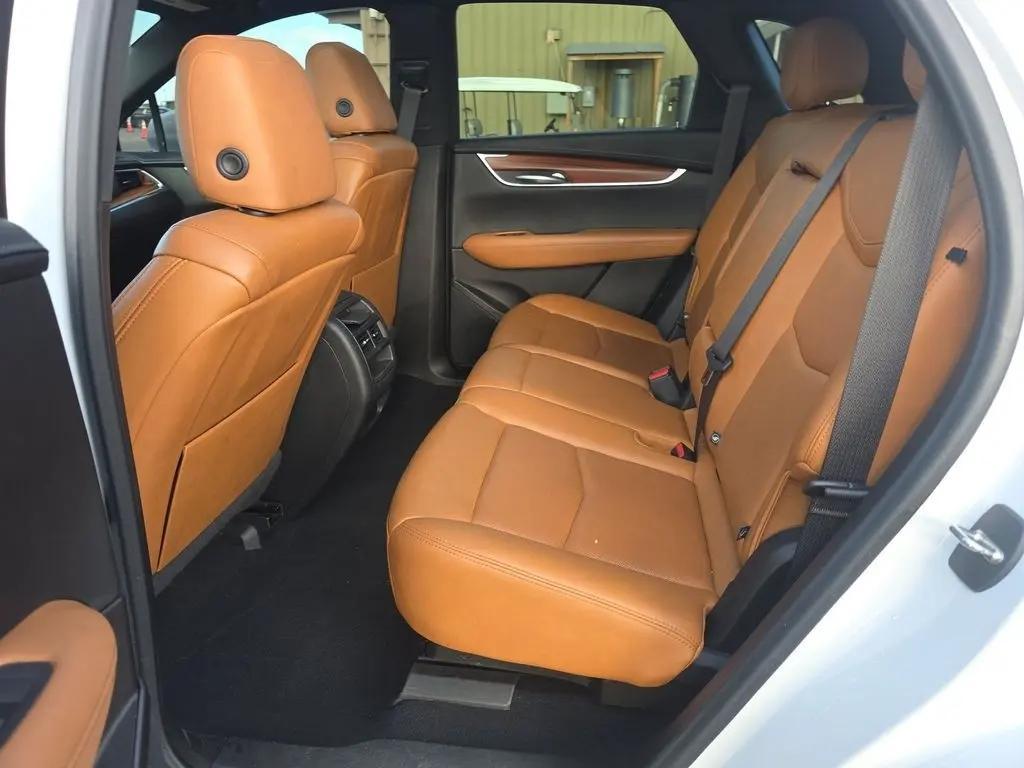 used 2021 Cadillac XT5 car, priced at $28,944