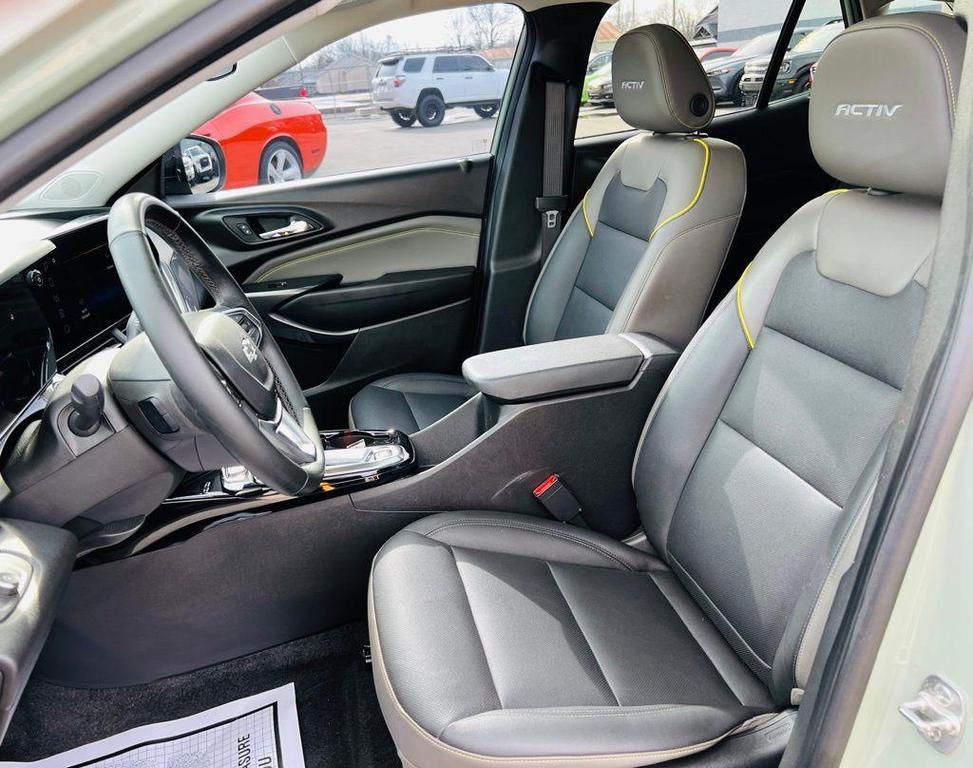 used 2024 Chevrolet Trax car, priced at $23,544